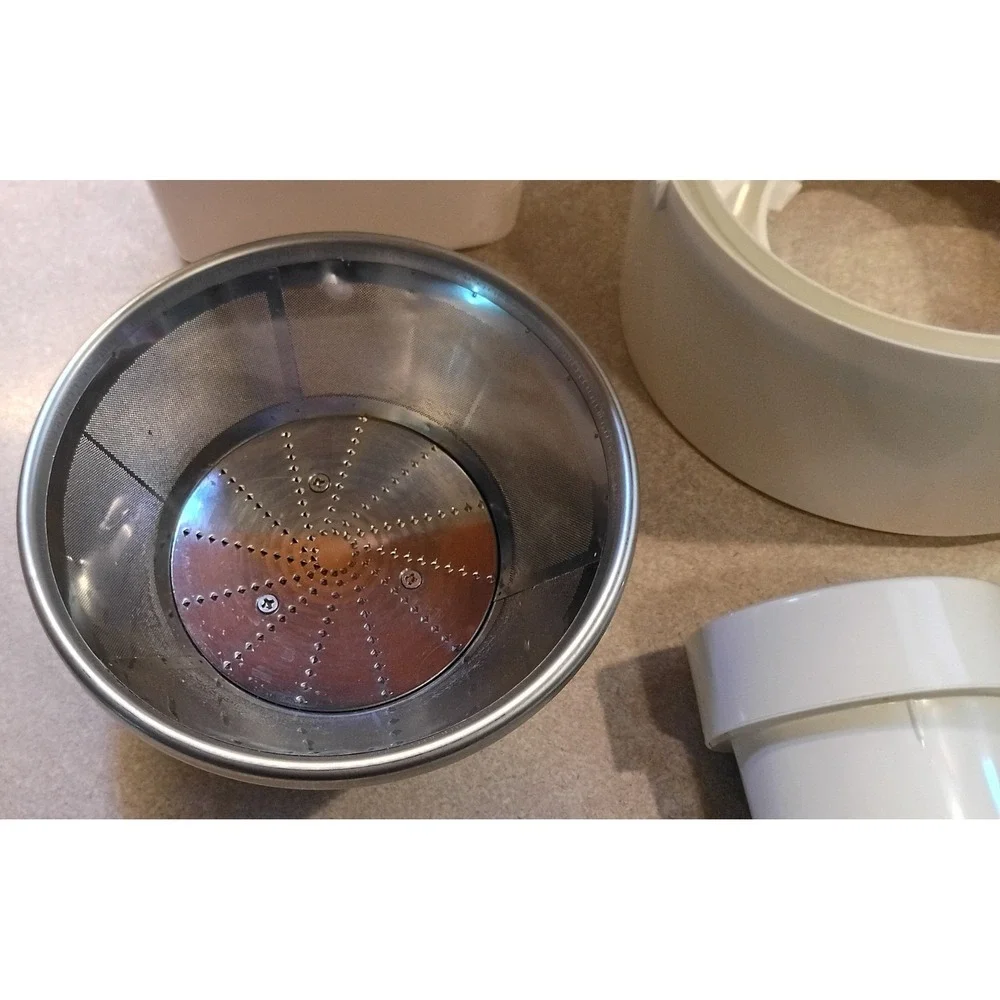 The Juiceman II JM-2 Automatic Juice Extractor White Electric Juicer TESTED
